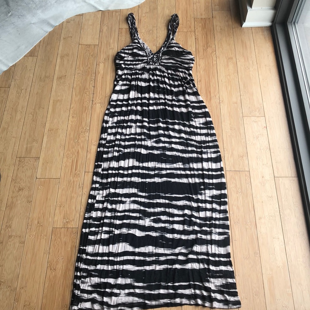 a.n.a. Black and Tan Maxi